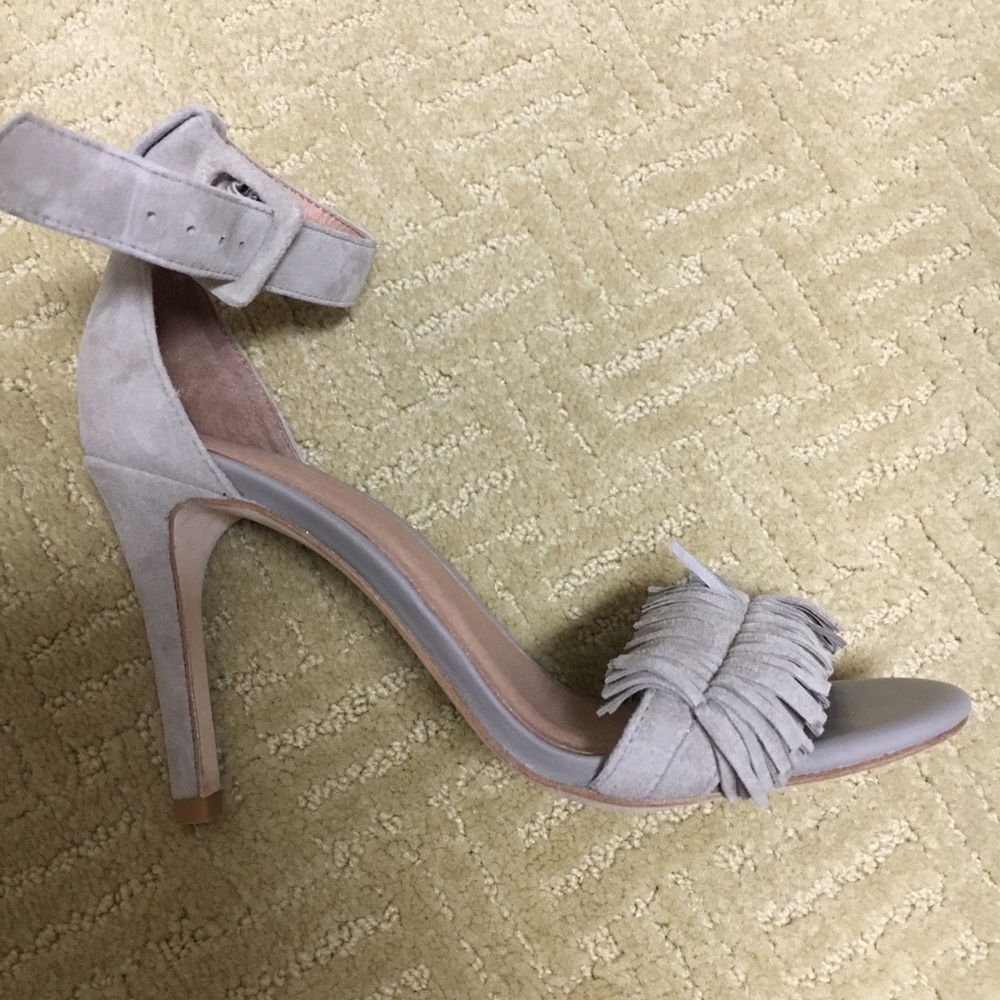 Brand New Joie sandal heel